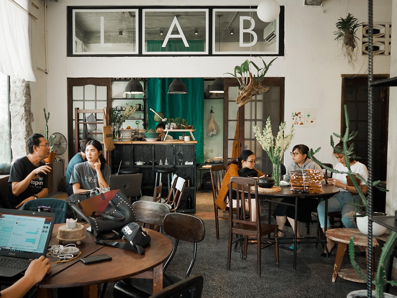 逆向工程的魅力：从技术角度看世界